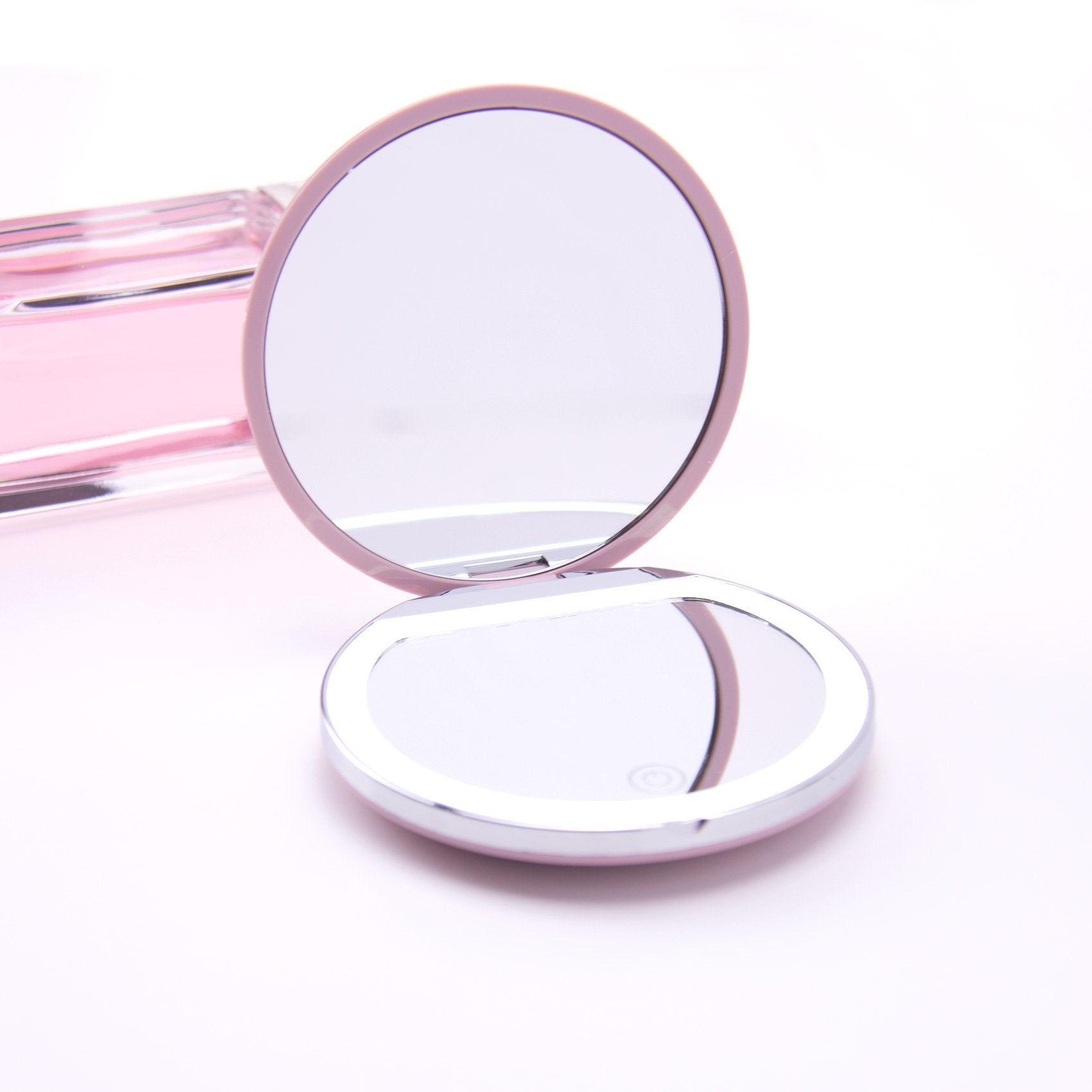 Mirror Mirror, Mirror - Nakhrewali 